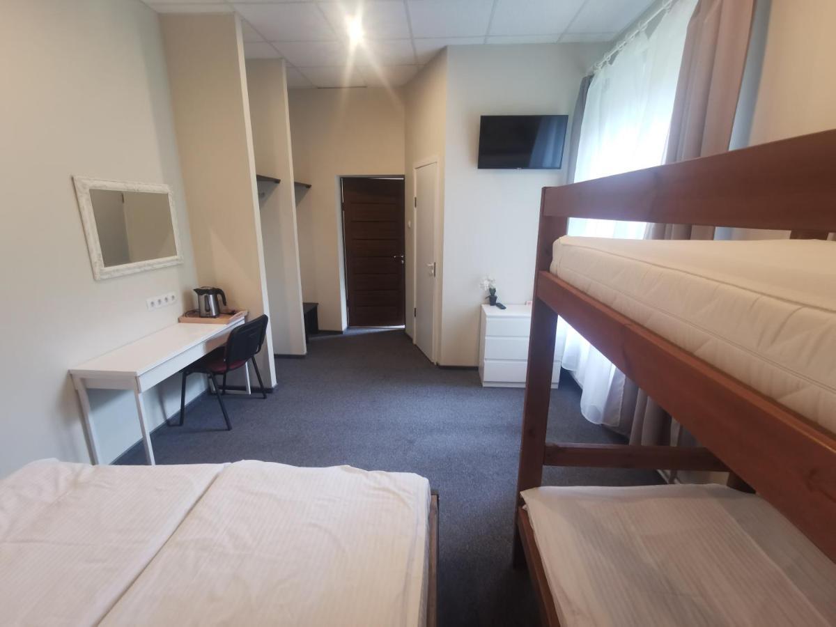 Hotel Karklu Muiza Jelgava Kültér fotó