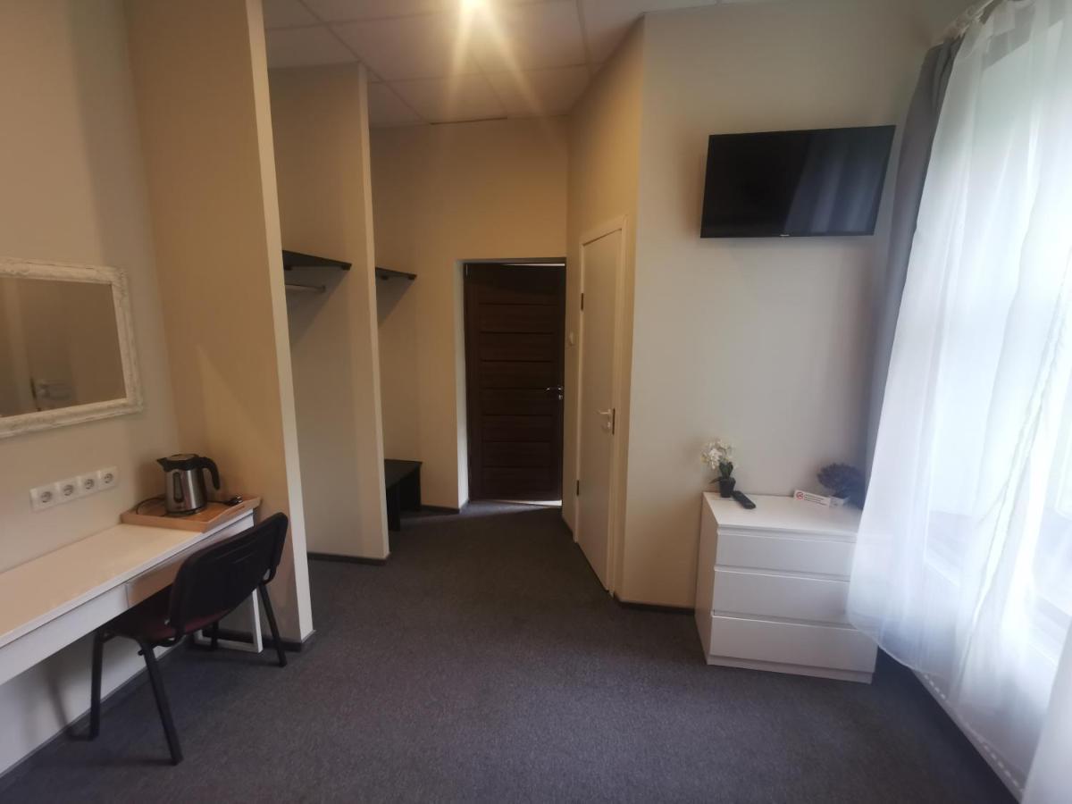 Hotel Karklu Muiza Jelgava Kültér fotó