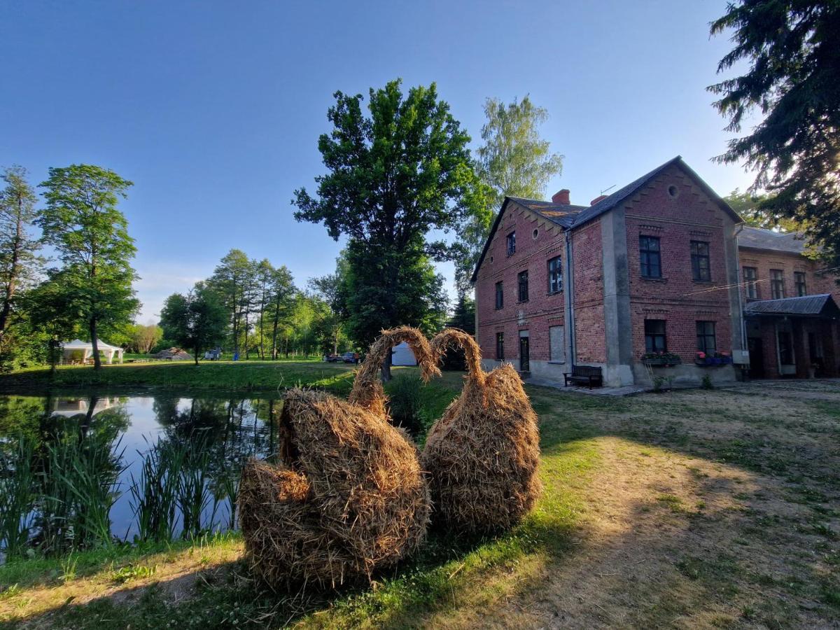 Hotel Karklu Muiza Jelgava Kültér fotó
